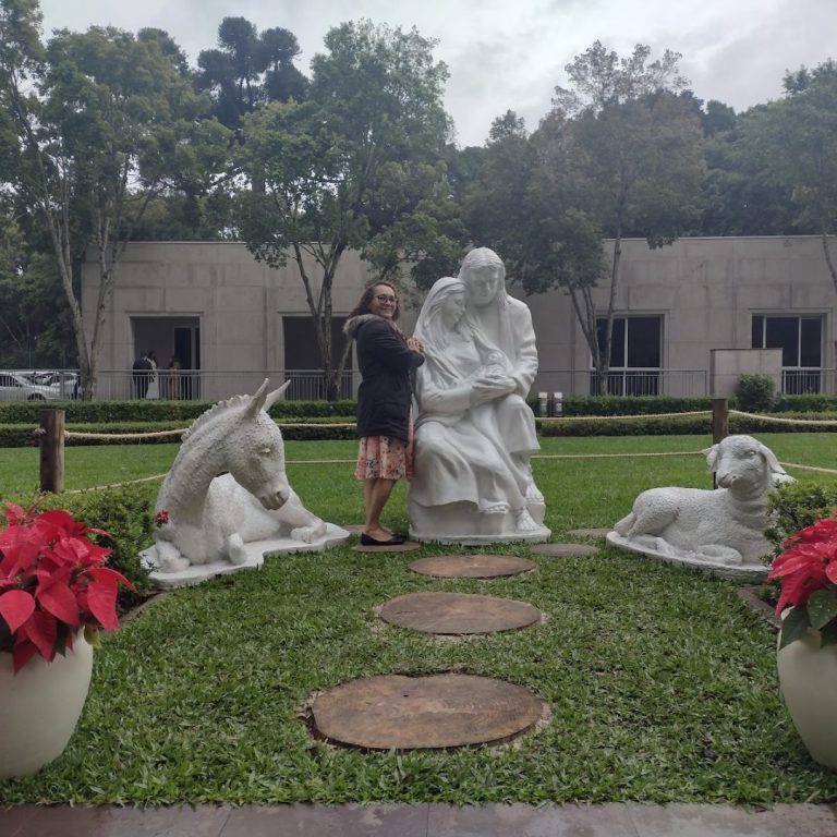 Foto real de Templo de Curitiba Brasil