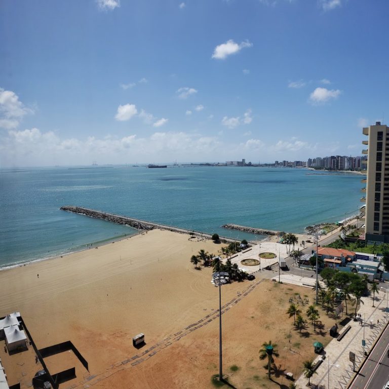 Foto real de Aterro da Praia de Iracema