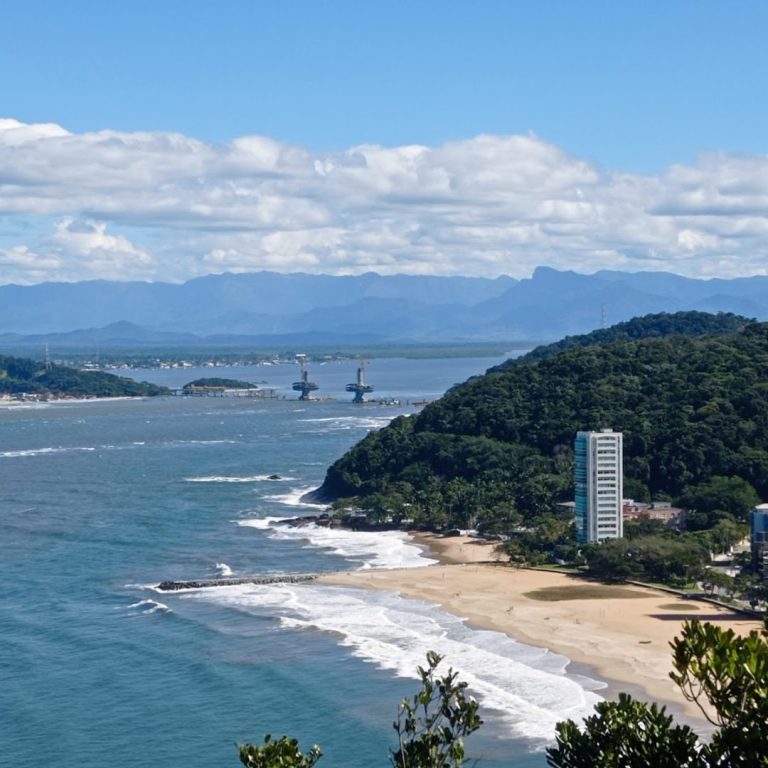 Foto real de Morro do Boi