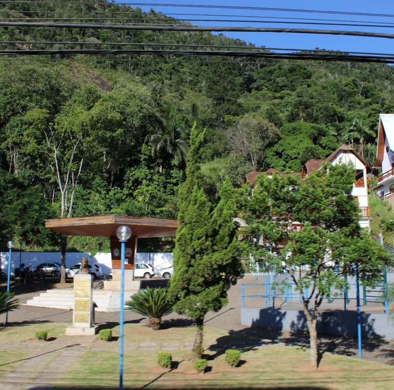 Foto real via Google