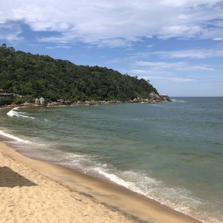 Praia da Ilhota Itapema