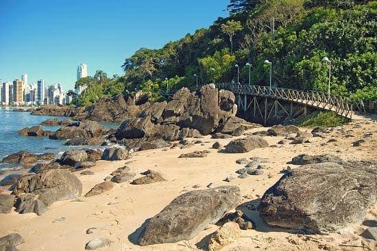 Foto real de Praia dos Amores
