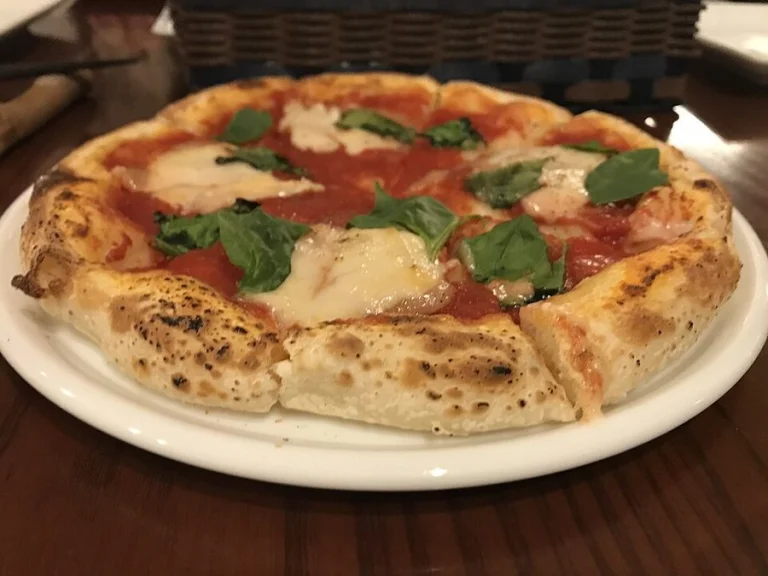 Pizza com oferta 2 por 1 no Prime Gourmet
